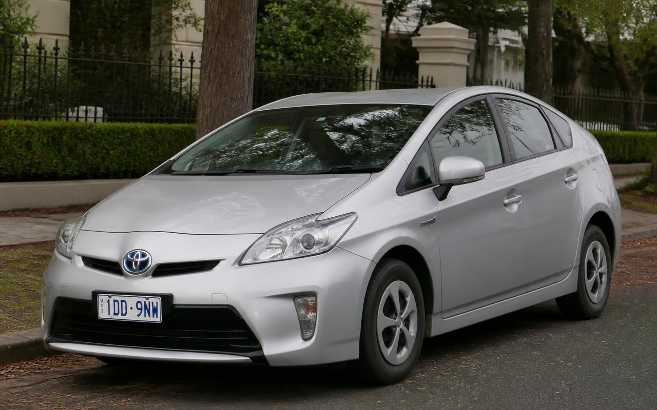 Toyota Prius 2014 available for rent at W Way Car in Newark, NJ